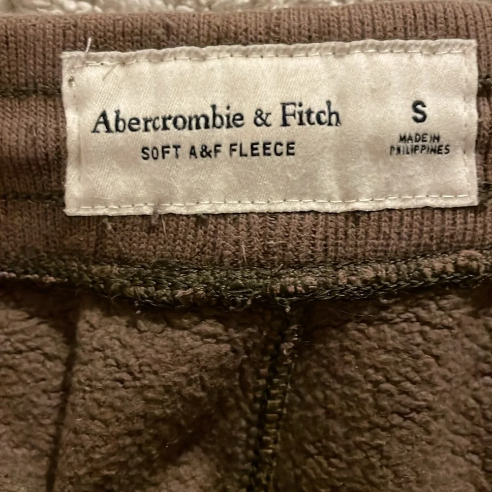 Abercrombie small Super soft lounge sweatpants - Picture 2 of 5